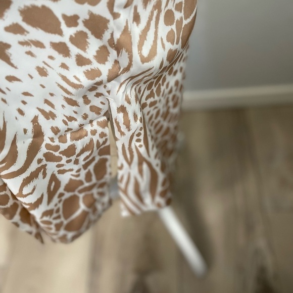 Anne Taylor Giraffe Print dress - Picture 7 of 7